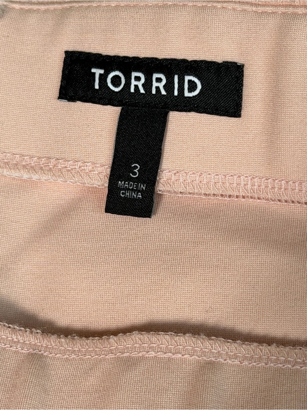 torrid Size 3 Blush Lace Mini Skirt 3X Lace Overlay Lined Pencil - Picture 3 of 5